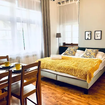 Pokoje I Donia Rum i privatbostad