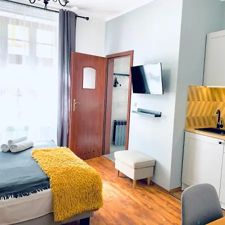 Pokoje I Donia Rum i privatbostad