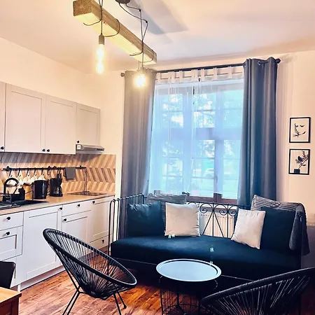 Rum i privatbostad Pokoje I Donia