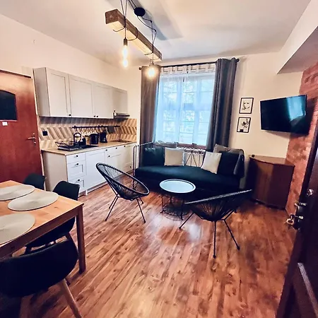 Pokoje I Donia Rum i privatbostad *