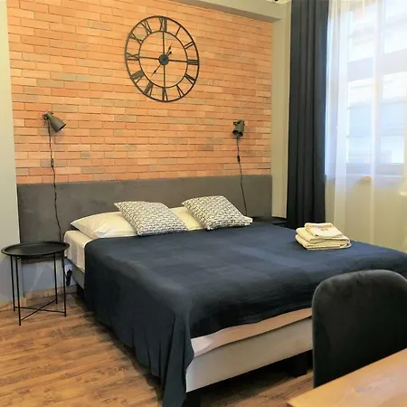 Rum i privatbostad Pokoje I Donia